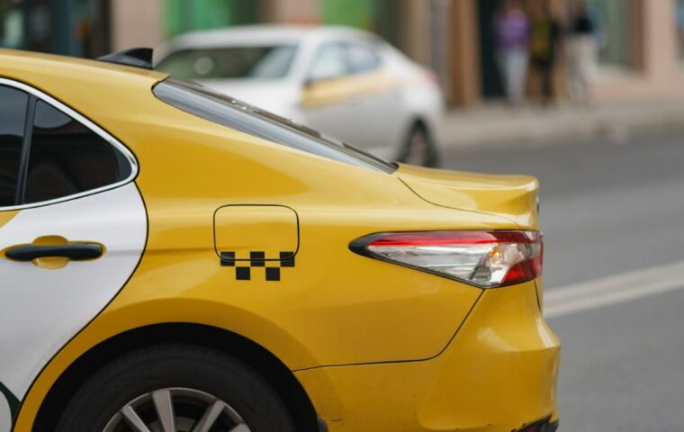 Taxi Control service identified 12,000 violations of taxi livery rules in 2023